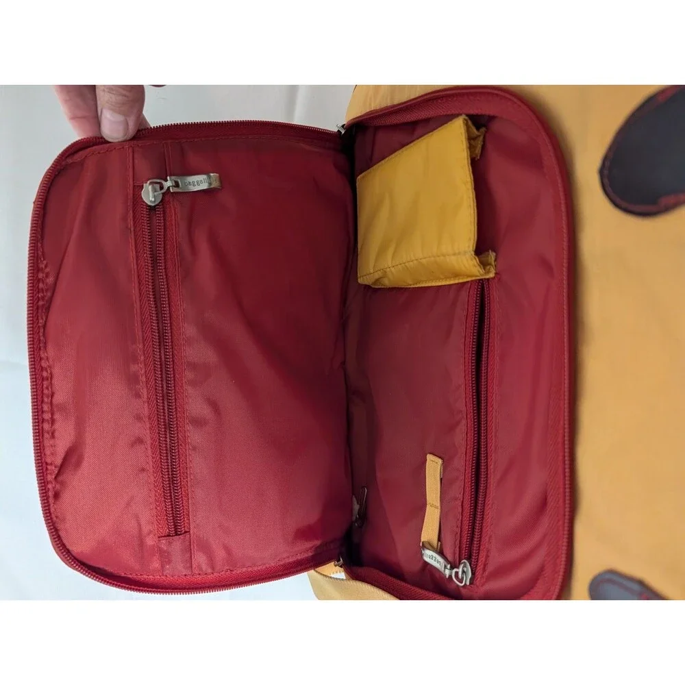 Baggallini nylon laptop